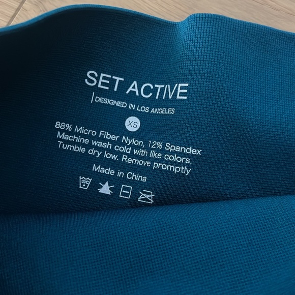 Set active sculptflex bike shorts size xs - Picture 3 of 6